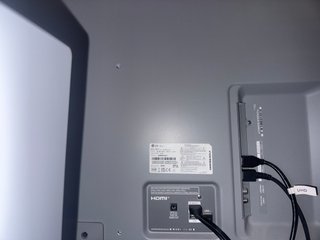 TV Negra Multicolor