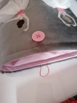 Funda libro acolchada forrada hecha a mano