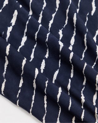 Pantalón Zara rayas azules y blancas