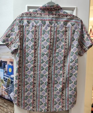 ✨ NO NEGOCIABLE ✨  Camisa nueva con etiqueta