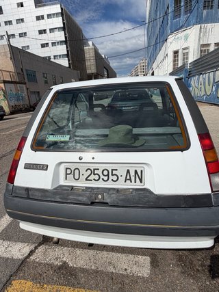 Renault Super 5 1987 “escucho ofertas y cambios”