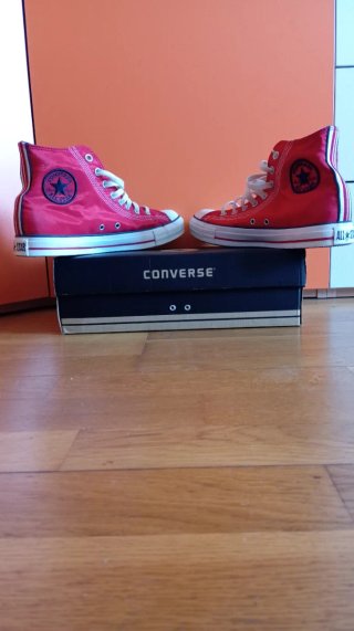 Converse Rojas Talla 43