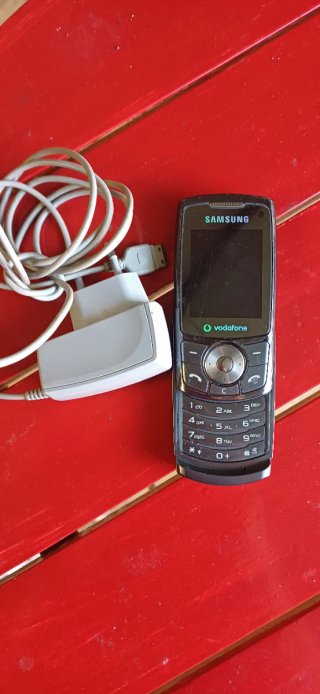 Teléfono Móvil Samsung Negro