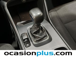 Volvo XC40 T2 Essential 95 kW (129 CV)