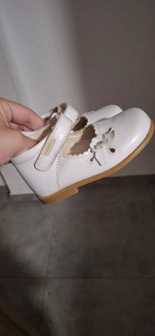 Zapato niña Pablosky blanco flor