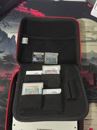 Nintendo 2DS Blanca AVERIADA + Juegos