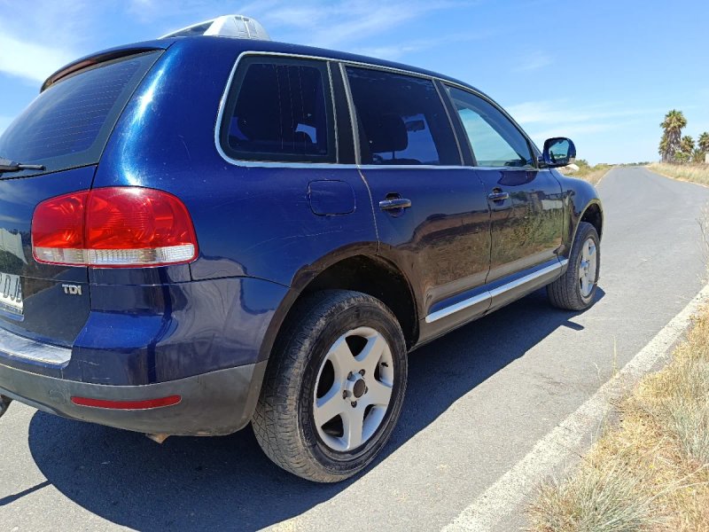 Volkswagen Touareg 2005 - foto 1