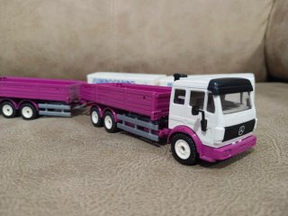 Mercedes Sk con remolque Siku ref 3515