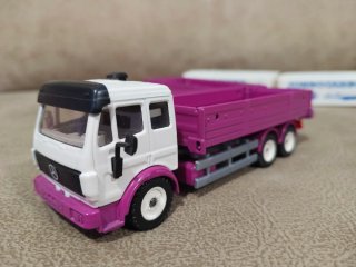 Mercedes Sk con remolque Siku ref 3515
