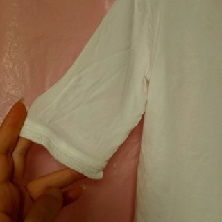 Blusa blanca de manga corta