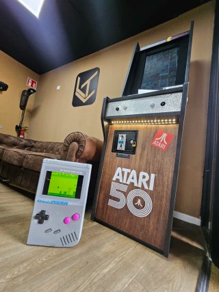 Game Boy Gigante Nintendo Edición Limitada