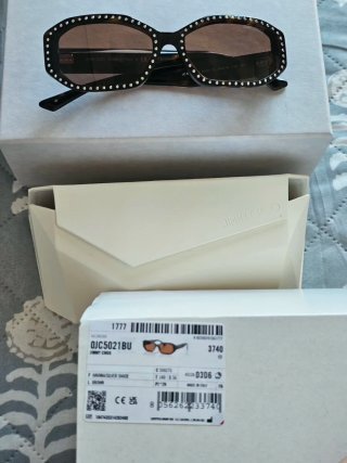 Gafas de sol Jimmy Choo adornadas