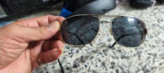 Gafas de sol aviador plateadas y negras