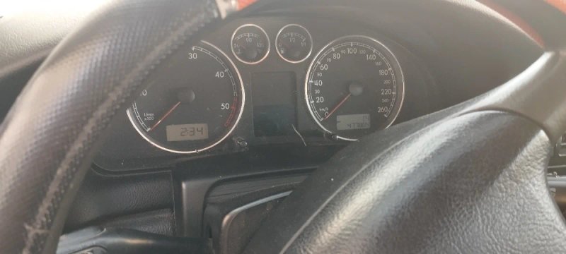 Volkswagen Passat 2004 - foto 1