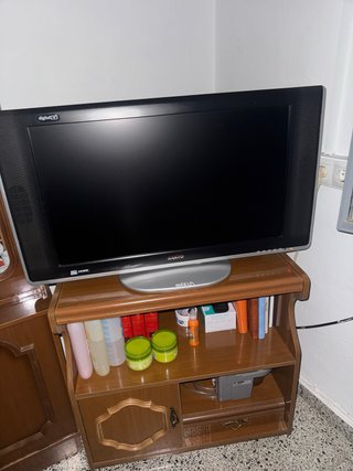 Televisor Sanyo Negro precio negociable