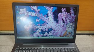 Lenovo V330 i5-8250U 12GB SSD+500GB Win11