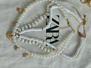 Lote Joyas: 15 Anillos, 3 Collares, 1 Diadema