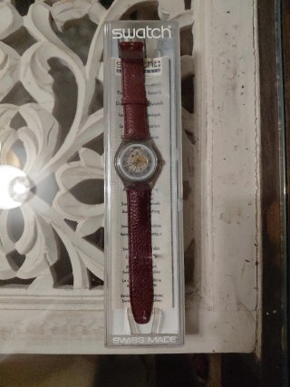 Reloj Swatch Automático Correa Roja