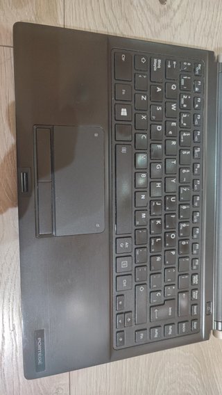 Toshiba Portégé A30-E i5 16GB RAM SSD 256GB