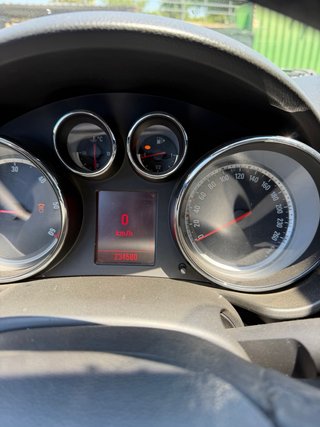 Opel Insignia 2010