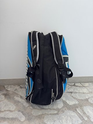 Pala de pádel Adidas negra y roja