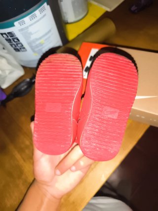 Zapatos Nike Niñ@s Rojo y amarillo  talla 19