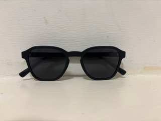 Gafas de sol EBSAR negras