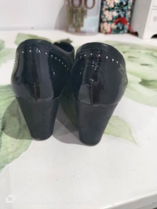 Zapatos de mujer negros cerrados