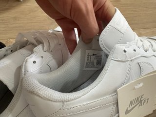Nike Air Force 1 Talla 44 Blancas