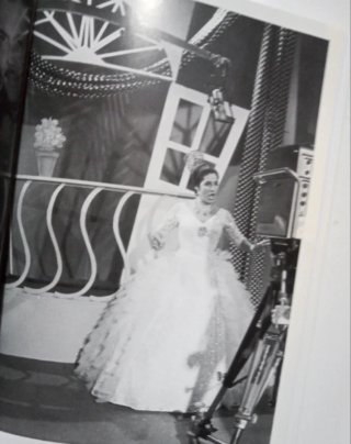 JUANITA REINA, Un estilo, una época.
