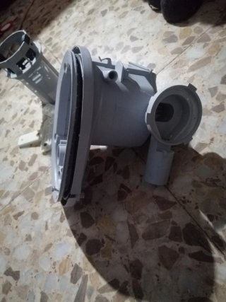 Boca desagüe lavavajillas Indesit
