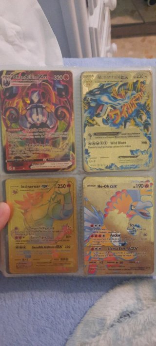 Cartas pokemon: Gengar, charizard de chapa, etc...