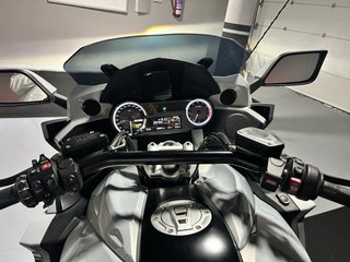 BMW K1600B Gris/Blanco