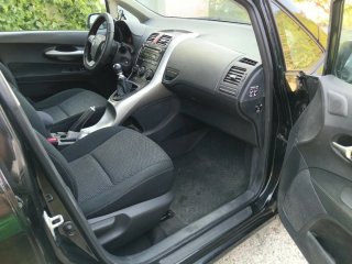 Toyota Auris 2010
