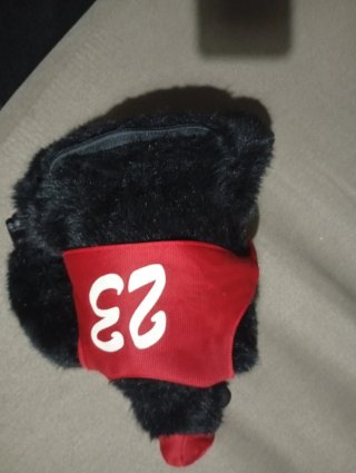 Peluche Gorila con Gorra y Chaleco Rojo