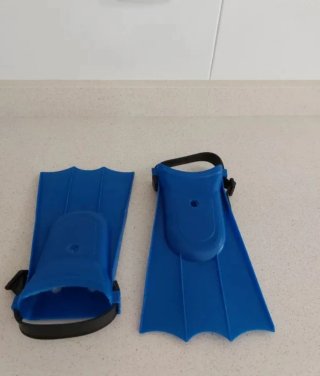 Aletas de buceo infantiles azules