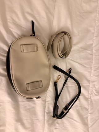 Bolso riñonera Valentino