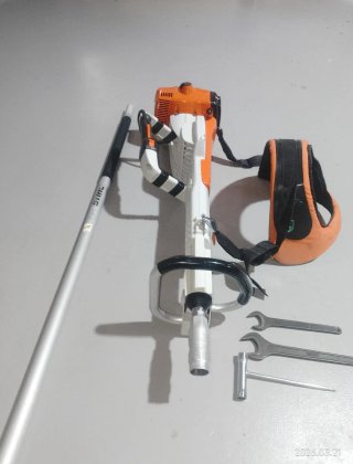 Vareador Stihl SP 451 con arnés