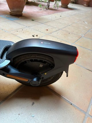 Patinete Eléctrico Segway Ninebot F3 E .