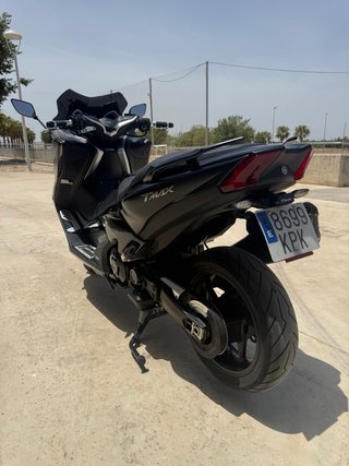 Yamaha TMAX 530 SX