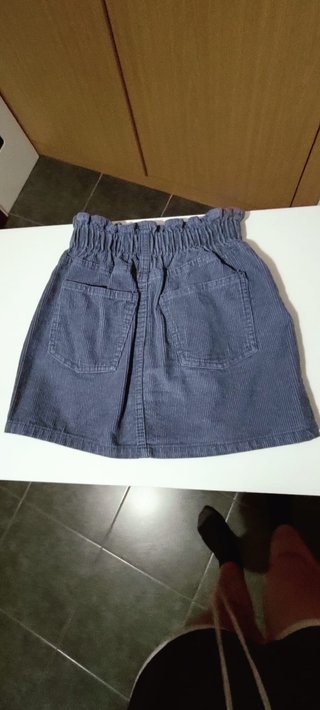 Minifalda de pana azul con papelero