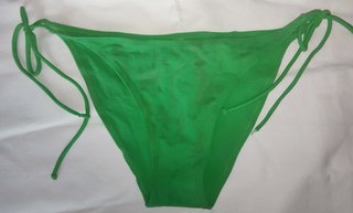 Bikini estampado tropical y braguita verde T38