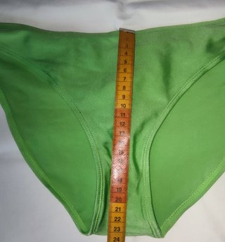 Bikini estampado tropical y braguita verde T38