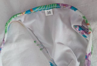 Bikini estampado tropical y braguita verde T38