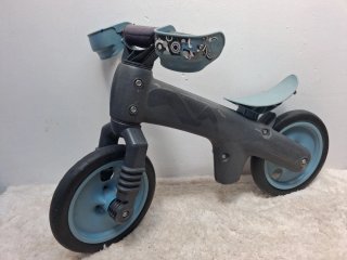 Bicicleta de aprendizaje azul