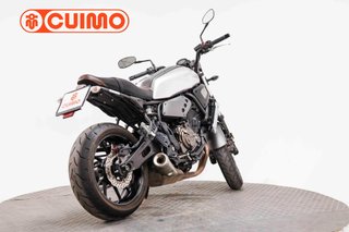YAMAHA XSR 700