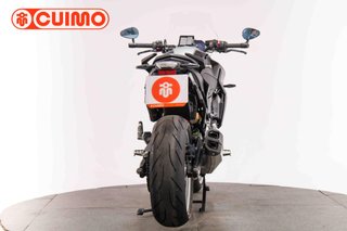 BMW F 900 R