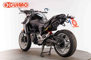 BMW F 900 R