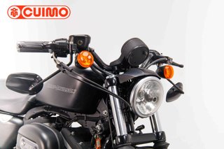 HARLEY DAVIDSON SPORTSTER 883 IRON DARK CUSTOM