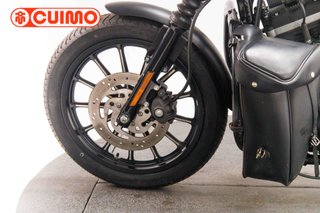 HARLEY DAVIDSON SPORTSTER 883 IRON DARK CUSTOM